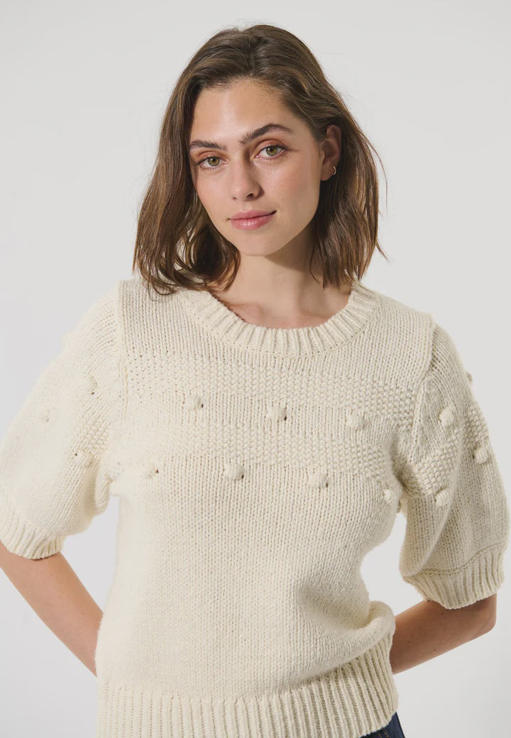 NillaDea Short Sleeve Sweater